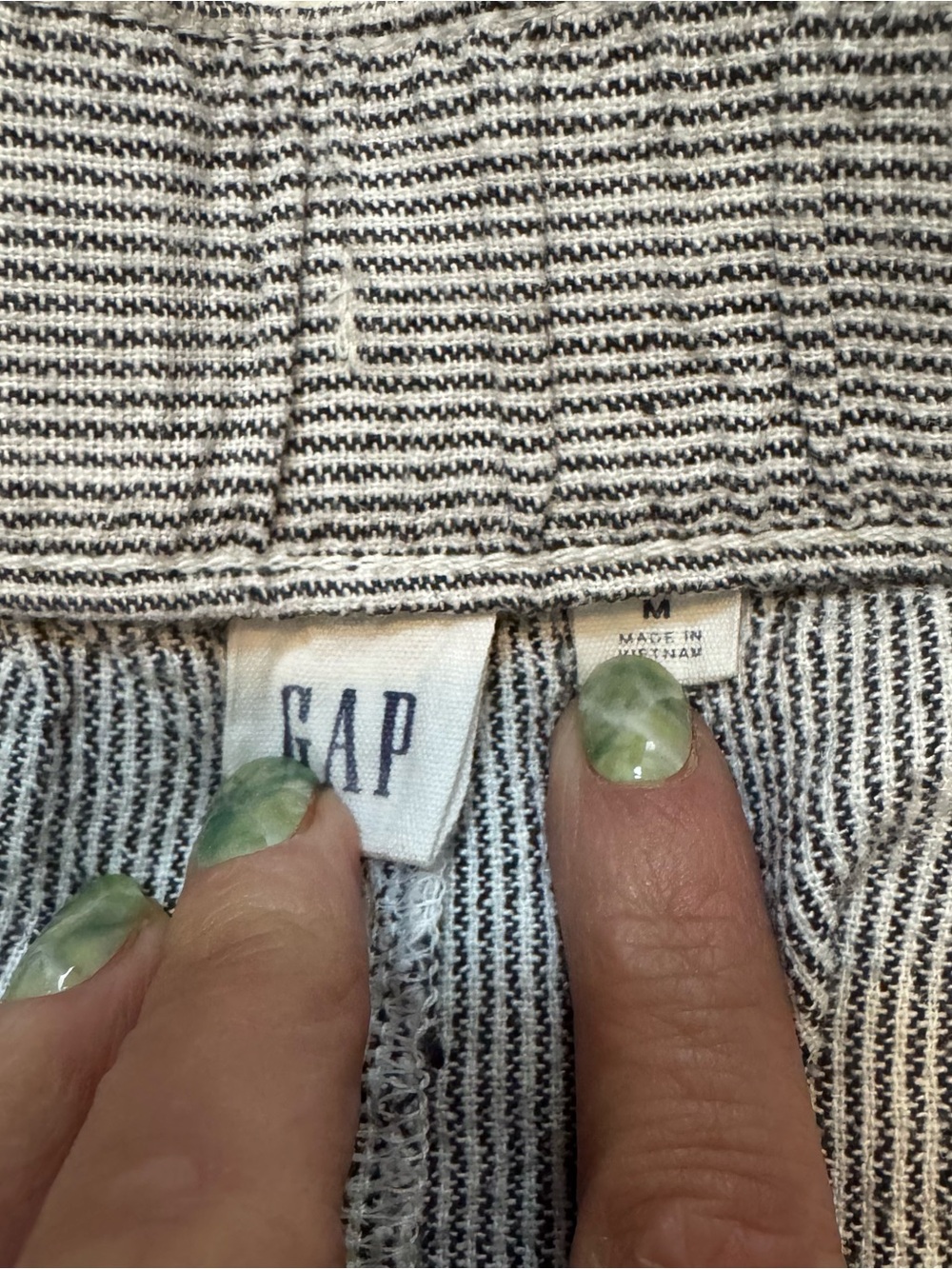 GAP Grey Pinstripe Linen Blend Wide Leg Pants Medium Raw Hem Flowy Boho Coastal - Picture 2 of 9